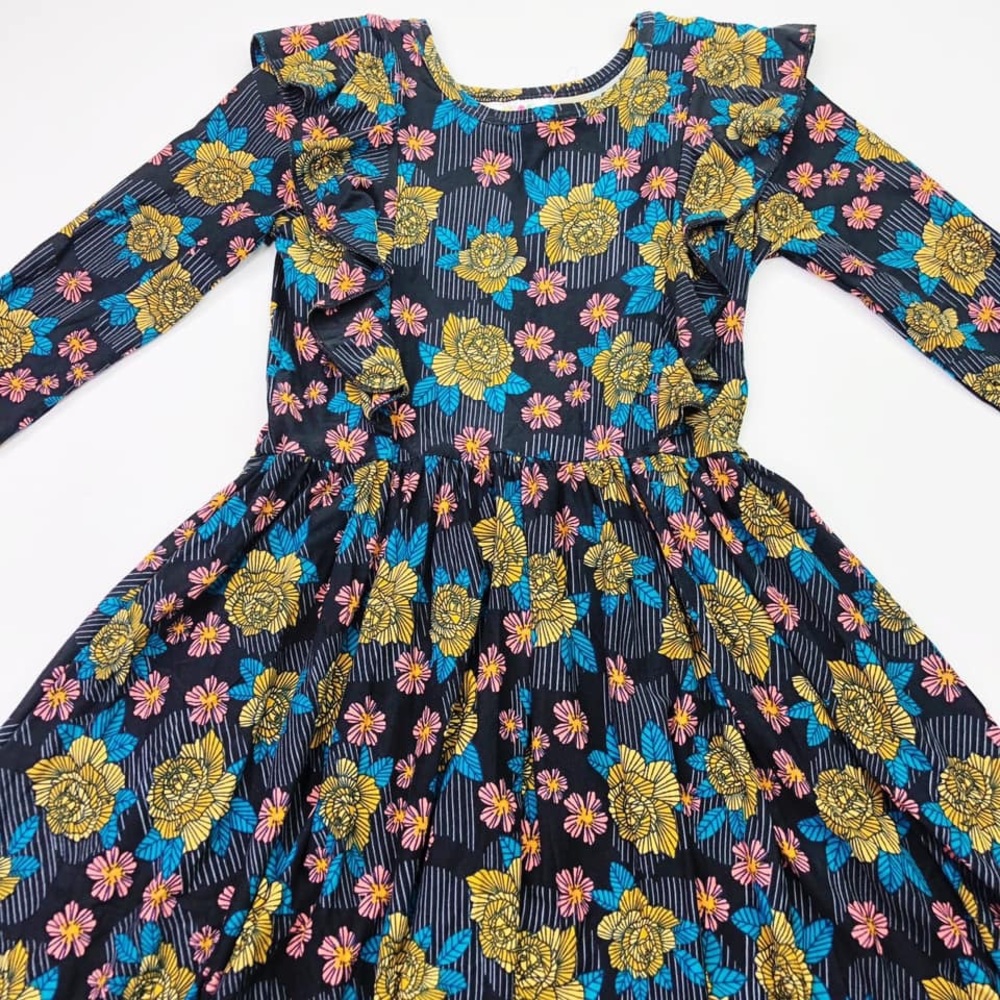 Dot dot smile ruffle size 8/10